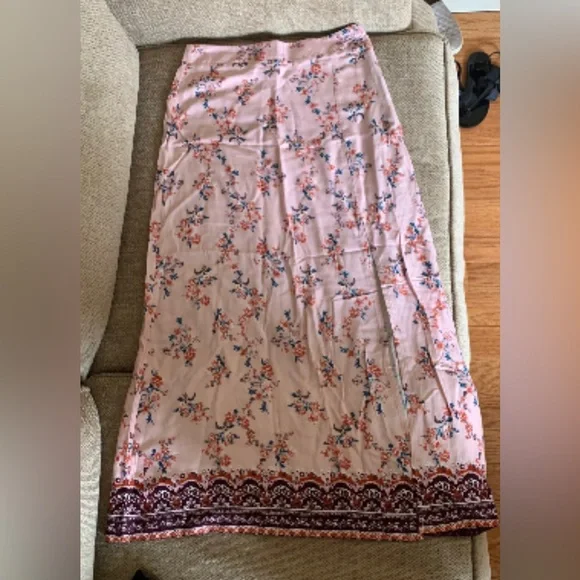 Charlotte Russe Pink Burgundy Floral Maxi Skirt Rayon Boho XL Extra Large GUC - Picture 5 of 15